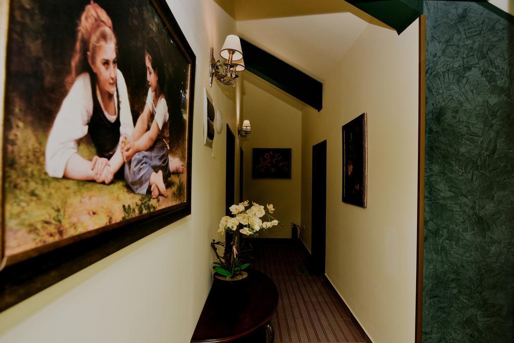 Boutique Vila White Duchess Нэводари Экстерьер фото